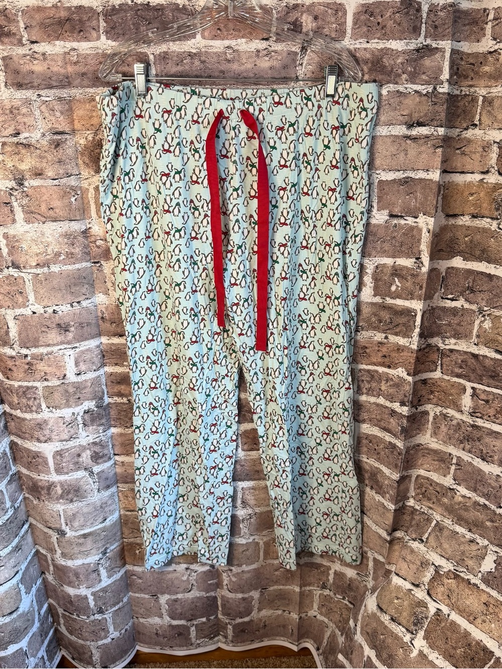 Lands’ End Women’s L 14–16 Penguin Print Pajama Pants Light Blue Cotton Stretch